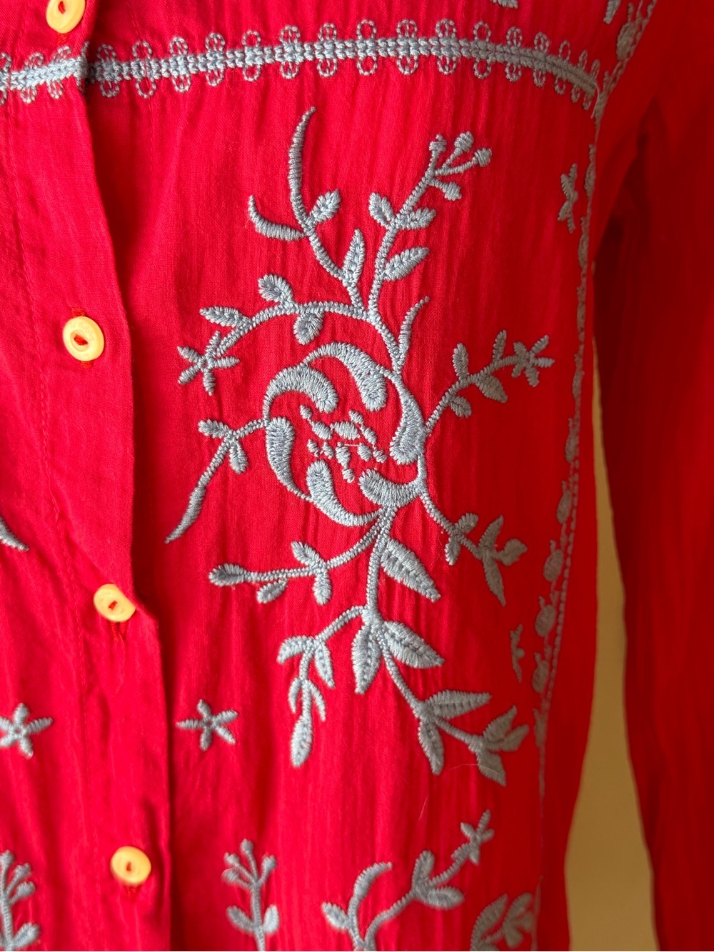 Johnny Was Red Button-Down Shirt with Light Blue Embroidery XS - Picture 4 of 13